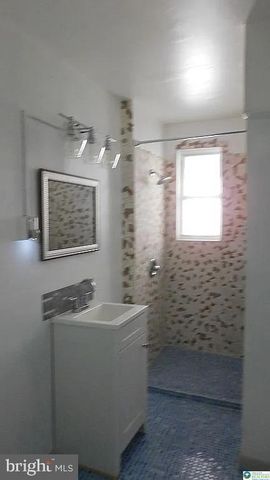 1225 W WALNUT, Allentown, PA 18102