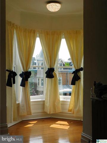 1225 W WALNUT, Allentown, PA 18102