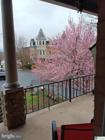 1225 W WALNUT, Allentown, PA 18102