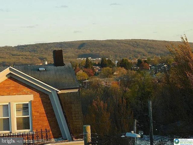 1225 W WALNUT, Allentown, PA 18102