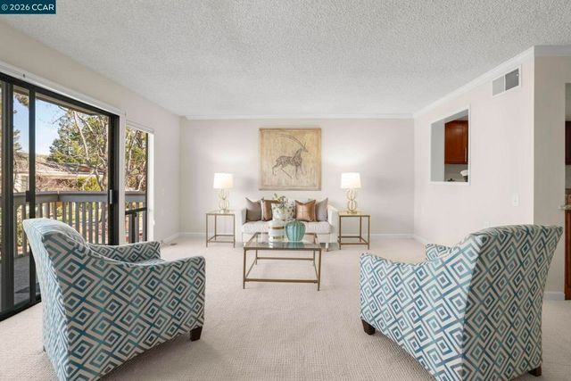 1525 Canyonwood Ct 4, Walnut Creek, CA 94595