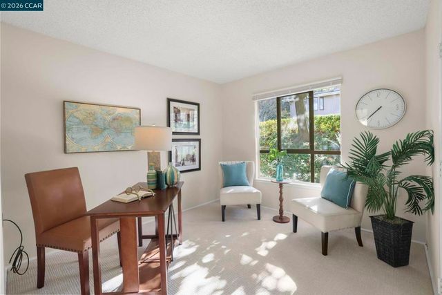 1525 Canyonwood Ct 4, Walnut Creek, CA 94595