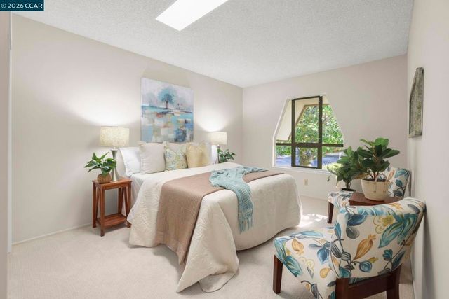 1525 Canyonwood Ct 4, Walnut Creek, CA 94595