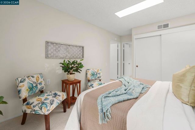 1525 Canyonwood Ct 4, Walnut Creek, CA 94595