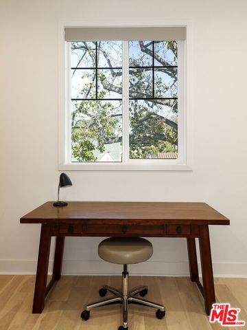 1741 S S Marvin Ave, Los Angeles, CA 90019