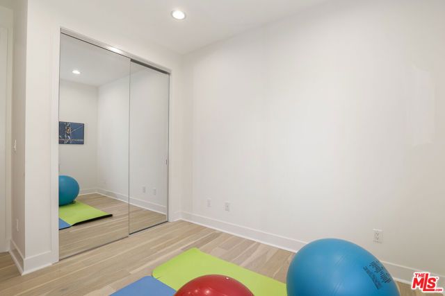 1741 S S Marvin Ave, Los Angeles, CA 90019