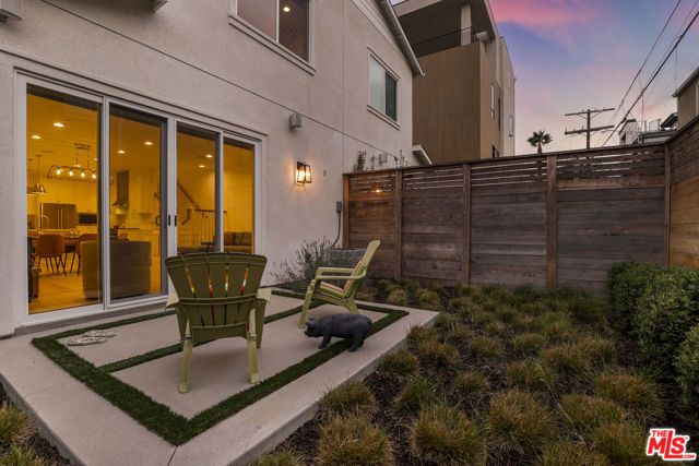 1741 S S Marvin Ave, Los Angeles, CA 90019