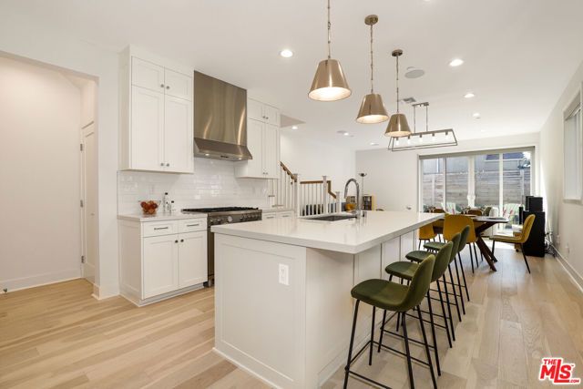 1741 S S Marvin Ave, Los Angeles, CA 90019