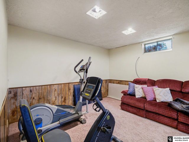 14112 Orchard Avenue, Omaha, NE 68137