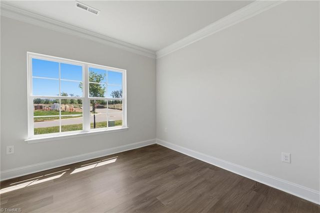 5352 Belmont Garden Drive, Walkertown, NC 27051