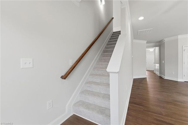 5352 Belmont Garden Drive, Walkertown, NC 27051