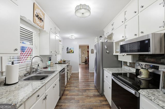 326 Remsdale Road, Toccoa, GA 30577