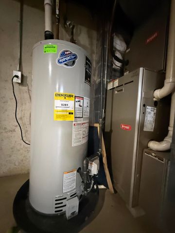 3305 Burlingame Avenue SW, Wyoming, MI 49519