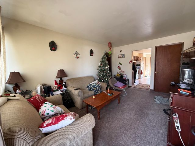 3305 Burlingame Avenue SW, Wyoming, MI 49519