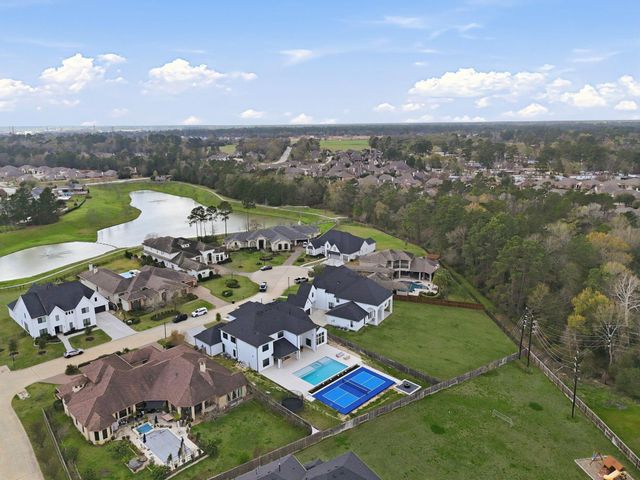 4906 Lagos Lagoon Court, Spring, TX 77389