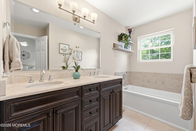 14 Polo Club Drive, Tinton Falls, NJ 07724