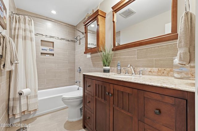 14 Polo Club Drive, Tinton Falls, NJ 07724