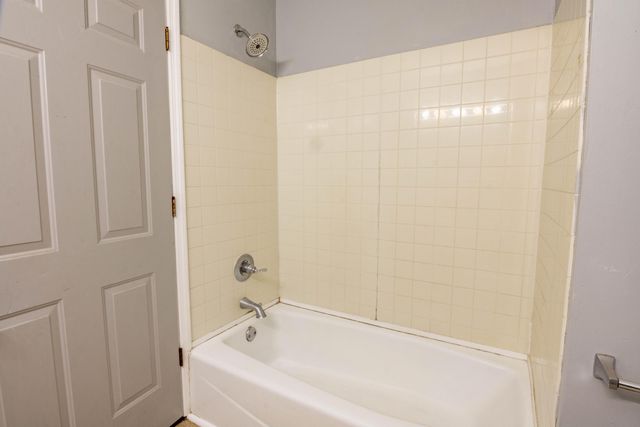 2 Polk Circle, Fort Oglethorpe, GA 30742