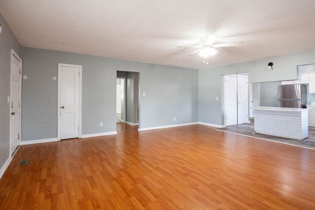 2 Polk Circle, Fort Oglethorpe, GA 30742