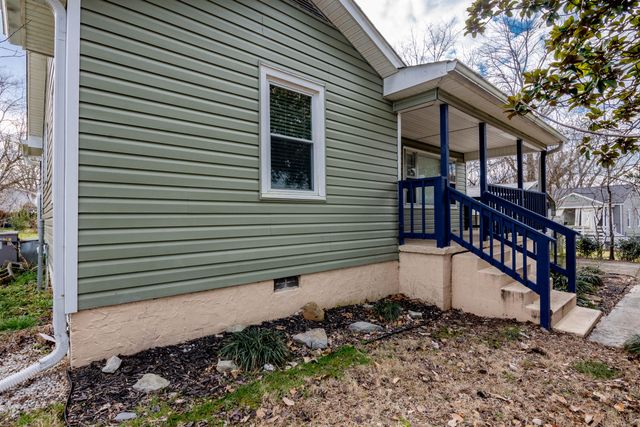 2 Polk Circle, Fort Oglethorpe, GA 30742