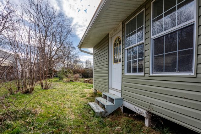 2 Polk Circle, Fort Oglethorpe, GA 30742