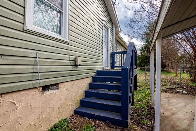 2 Polk Circle, Fort Oglethorpe, GA 30742