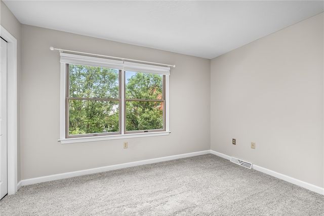 20 S 18th St, South Side, PA 15203