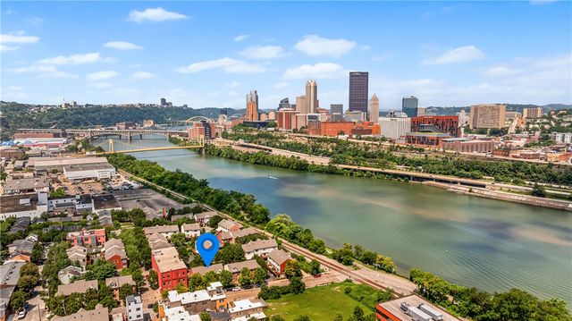 20 S 18th St, South Side, PA 15203