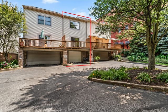 20 S 18th St, South Side, PA 15203