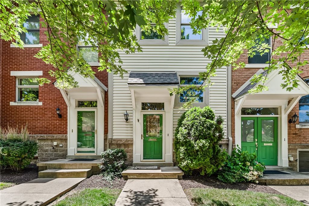 20 S 18th St, South Side, PA 15203