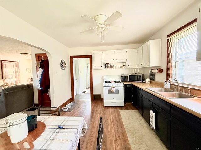 301 S Main Street, Jonesboro, IN 46938