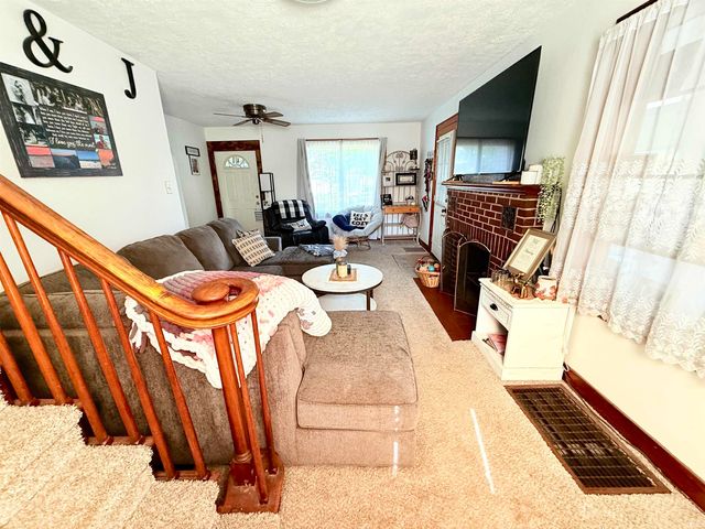 301 S Main Street, Jonesboro, IN 46938