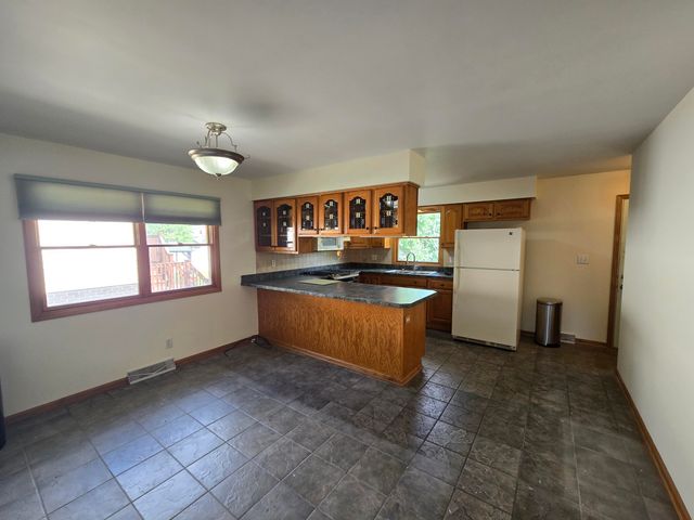 1828 Wren Drive, Munster, IN 46321