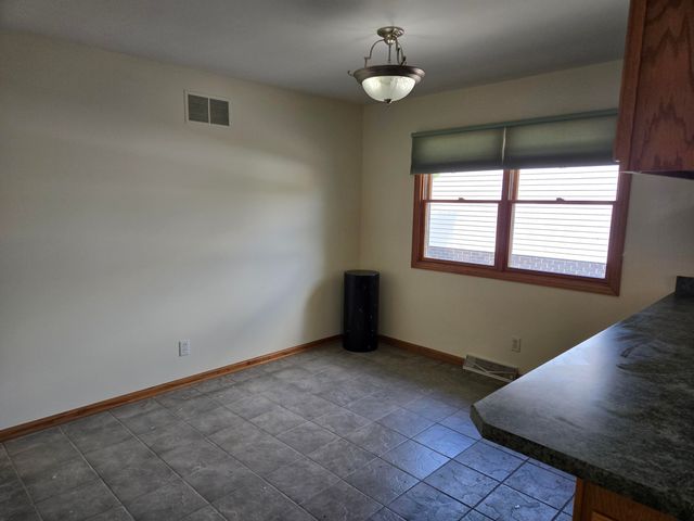 1828 Wren Drive, Munster, IN 46321