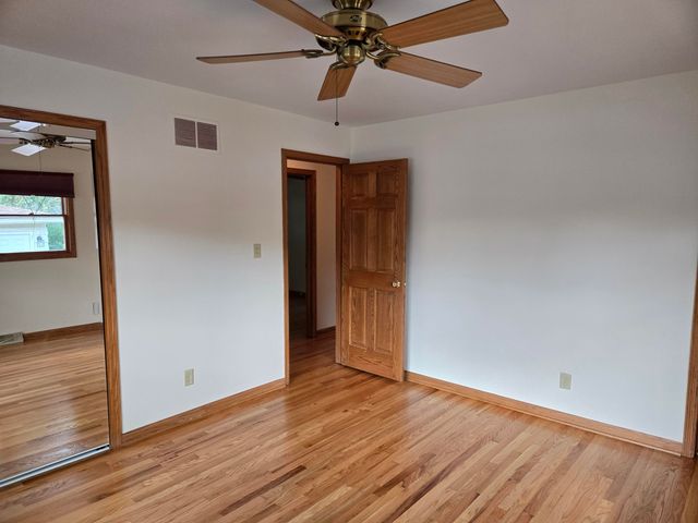 1828 Wren Drive, Munster, IN 46321