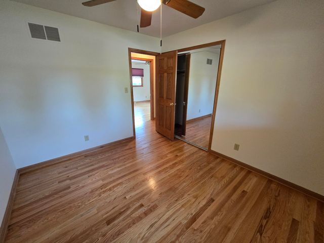 1828 Wren Drive, Munster, IN 46321