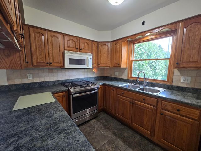 1828 Wren Drive, Munster, IN 46321