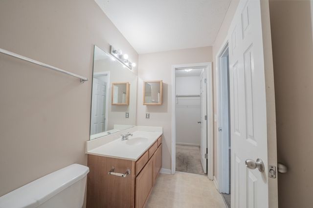 223 Buck Run Dr, Nashville, TN 37214