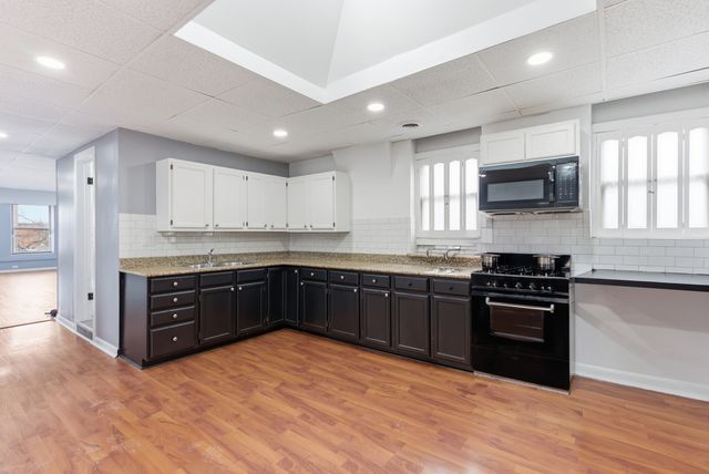 2014 N Whipple Street, Chicago, IL 60647