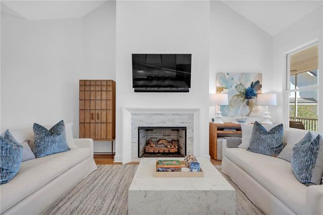 260 Cuban Lilly Drive, Fairhope, AL 36532