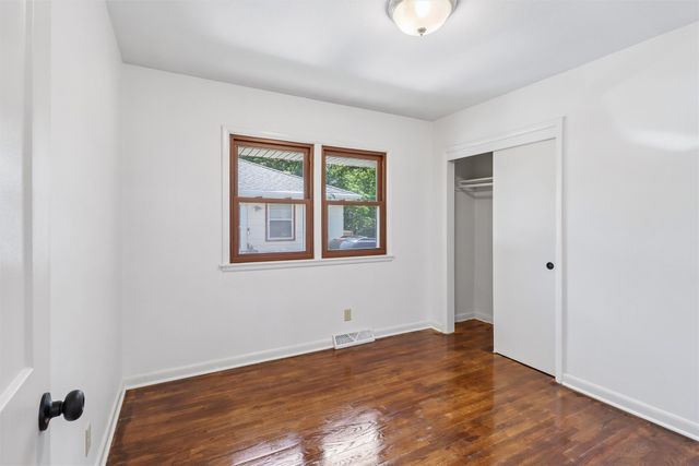 2926 Garden Ridge, Des Moines, IA 50310