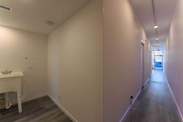 9136 Waukegan Road Road, Morton Grove, IL 60053