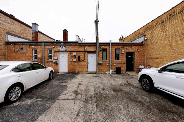 9136 Waukegan Road Road, Morton Grove, IL 60053