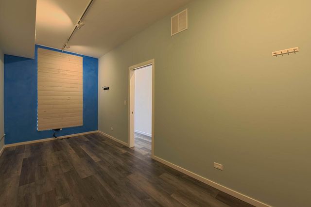 9136 Waukegan Road Road, Morton Grove, IL 60053