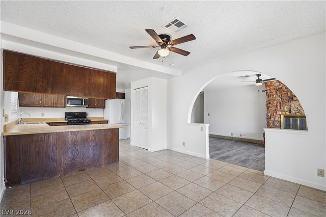 6067 Yorkshire Drive, Las Vegas, NV 89156