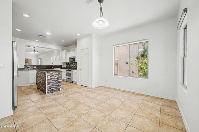 2515 W BROOKHART Way, Phoenix, AZ 85085