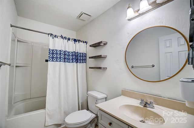 3109 Heathstead Place, Charlotte, NC 28210