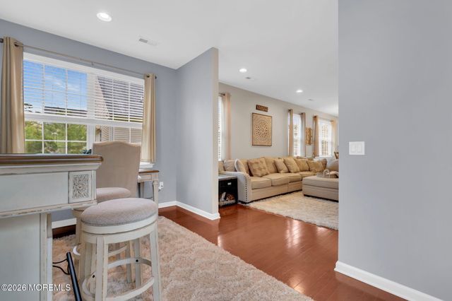 61 Woodview Drive, Whiting, NJ 08759