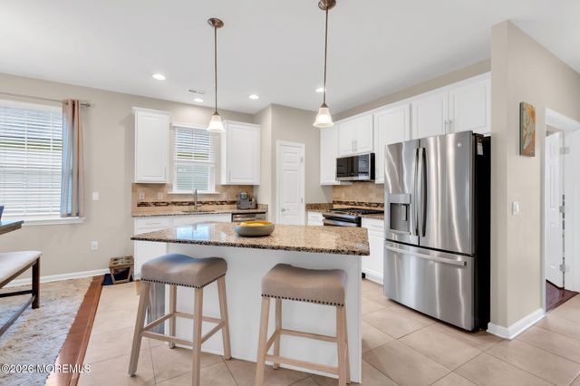 61 Woodview Drive, Whiting, NJ 08759