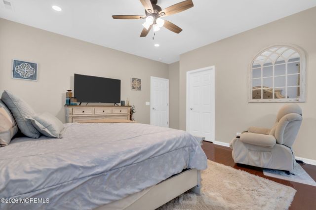 61 Woodview Drive, Whiting, NJ 08759